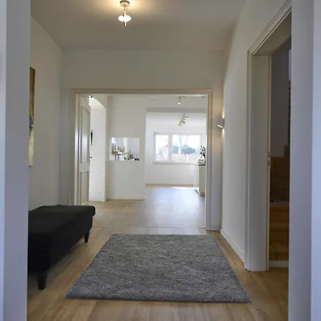 Urraum 3* بولهايم